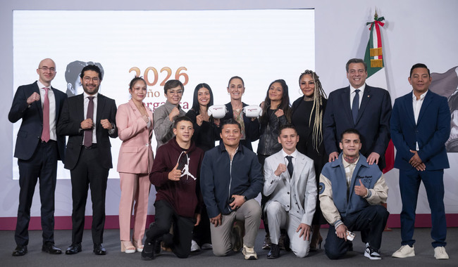 Sheinbaum lanza clases gratuitas de boxeo para 100 mil jóvenes CDMX