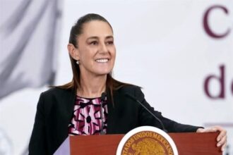 Sheinbaum exige a funcionarios dejar cargo si buscan candidatura 2027