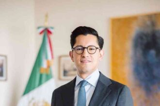Morena respalda a Velasco como canciller; oposición exige revisión