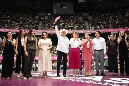 Sonora otorga 18 mil becas y aumenta inversión en universidades