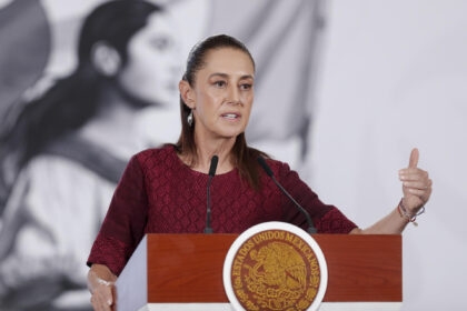 Sheinbaum agradece apoyo de AMLO ante injerencia de EE UU