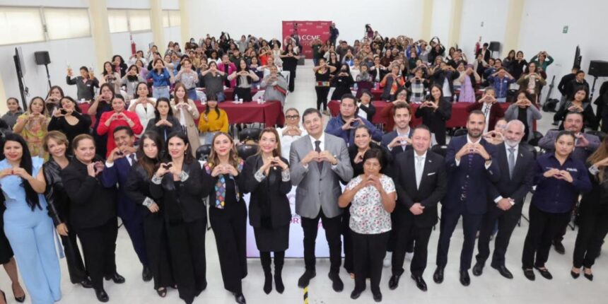 Puebla capacitará a 400 mujeres para impulsar turismo y comercio