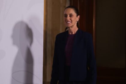 Sheinbaum propone limitar a una nacionalidad a gobernadores y presidente
