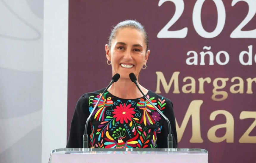 Sheinbaum reúne a 330 mil en gira de resultados en 18 estados