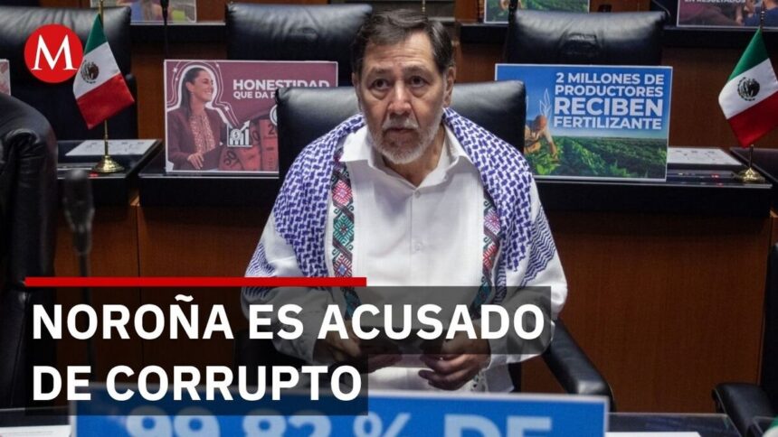 Pasajeros increpan a Fernández Noroña en aeropuerto de CDMX