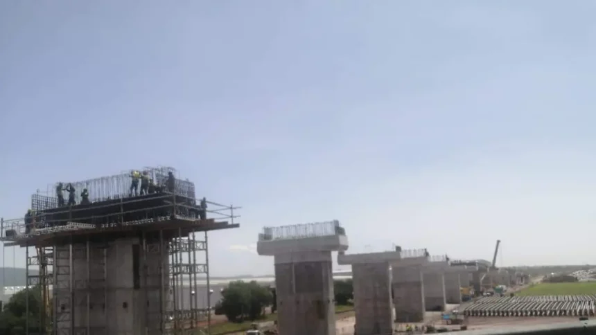 Sheinbaum impulsa hospitales, tren y obras de agua en Guanajuato