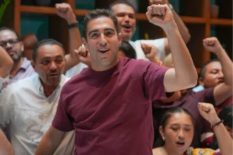 Gino Segura lidera encuesta de Morena en Quintana Roo rumbo a 2027