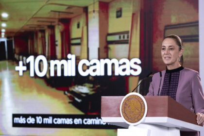 Sheinbaum anuncia inversión récord y 12 mil camas nuevas en salud