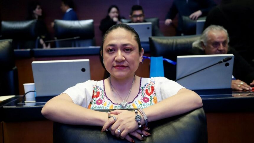 Senado otorga licencia a Karina Ruiz por trámite migratorio en EU
